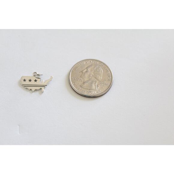 Sterling Silver United States Charm with Stars and Stripes - Picture 6 of 6